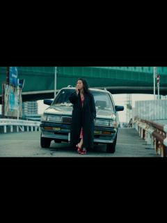 [x]『暴れる、女』予告編 - YouTube
