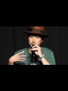 [x]窪塚洋介、自分の名前忘れる!?／映画『ブラインドスポッティング』イベント - YouTube