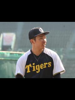 [x]アーティストの石井竜也さんがデザインした祈念碑建立 - YouTube