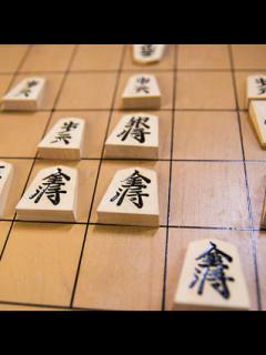 [x]形勢傾く！早くも大事件か！？ 藤井聡太棋聖 vs 山崎隆之八段 棋聖戦第2局 中間速報 - YouTube