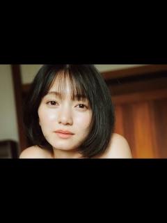 [x]“アイドル史上最高傑作”熊澤風花、“過去に例を見ない”攻めたカット収録の写真集 発売記念イベントも実施へ - YouTube