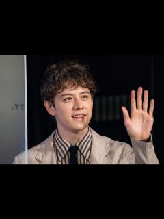 [x]ウエンツ瑛士の家族構成！父親はパチョレックで母親の仕事は？兄はイケメン｜XOXブログ