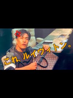 [x]『地面師たち』で竹下役を演じた北村一輝の生い立ち - YouTube
