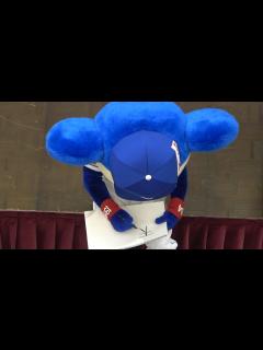 [x]2日連続「なんさいですか？」と聞かれたドアラの回答は… (2024/01/08) - YouTube