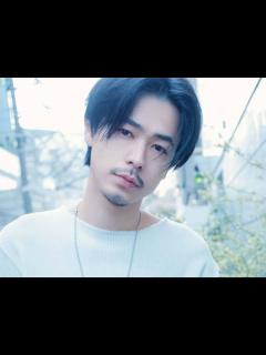 [x]男性俳優の人気ランキングTOP20【2020年最新】名演技を見せる男性の経歴・人気の理由を総まとめ！ | ENDIA