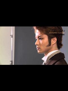 [x]ミュージカル『ラブ・ネバー・ダイ』 田代万里生コメント映像 - YouTube