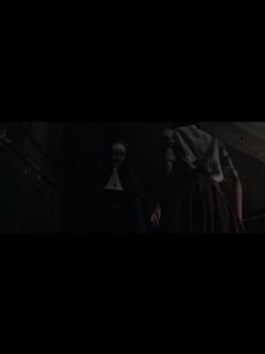 [x]呪いの元凶“シスター ヴァラク”が学校に出現 「死霊館のシスター 呪いの秘密」本編映像 - YouTube