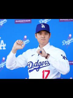 [x]大谷翔平が日本人初「ハンク・アーロン賞」を受賞 各賞をほぼ総なめメジャータイトル18冠達成 - MLB写真ニュース : 日刊スポーツ