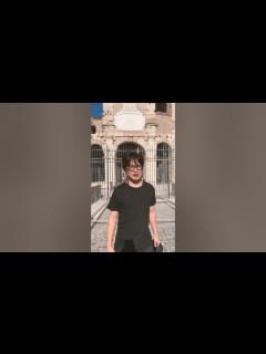 [x]#くるり「世界はこのまま変わらない」in Italy #岸田繁 #佐藤征史 #森信行 #shorts - YouTube