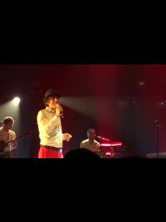 [x]Thomas Fersen "les papillons" au Cargo à Caen - YouTube