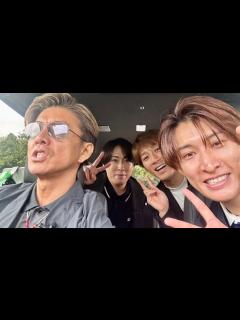 [x]木村拓哉、濱田崇裕・宮舘涼太・向井康二との自撮り公開で「呼び名に愛を感じる」の声 - YouTube