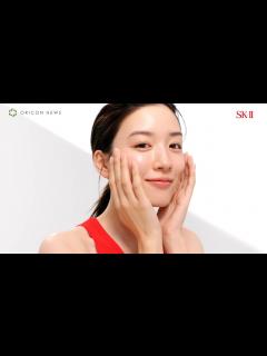 [x]永野芽郁、真っ赤なドレスにドアップ素肌を披露 SK-II 新グローバルアンバサダーに就任！ SK-II新CMインタビュー映像 - YouTube