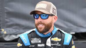 Ross Chastain's aggressive driving draws ire of NASCAR legend ...
