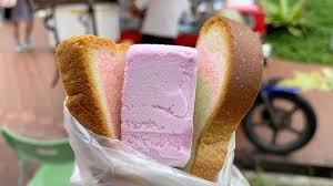 Rainbow Bread Ice Cream | Singapore Street Food